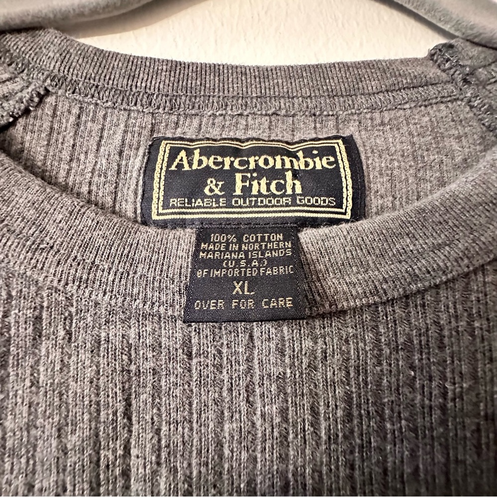 Abercrombie & Fitch Charcoal Crewneck Size XL